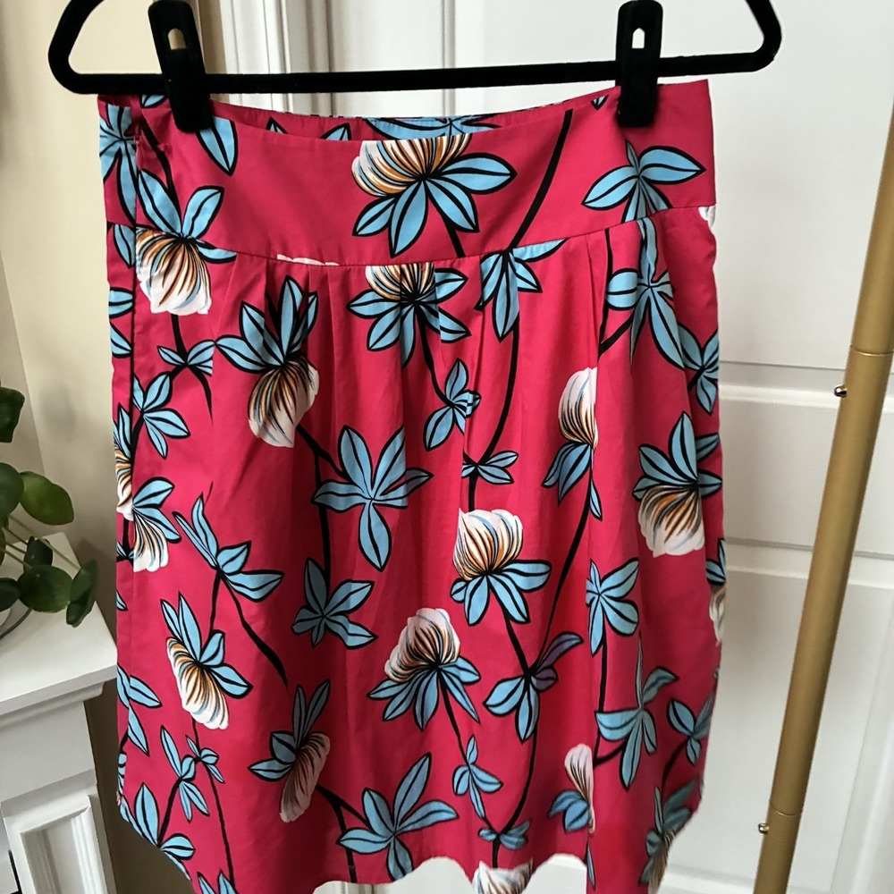 Ann Taylor Factory Pink Floral Pleated A-Line Skirt - Size 4 EUC - Picture 6 of 10